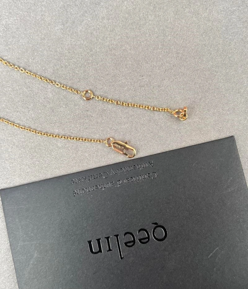 Qeelin Necklaces Cozy 209100