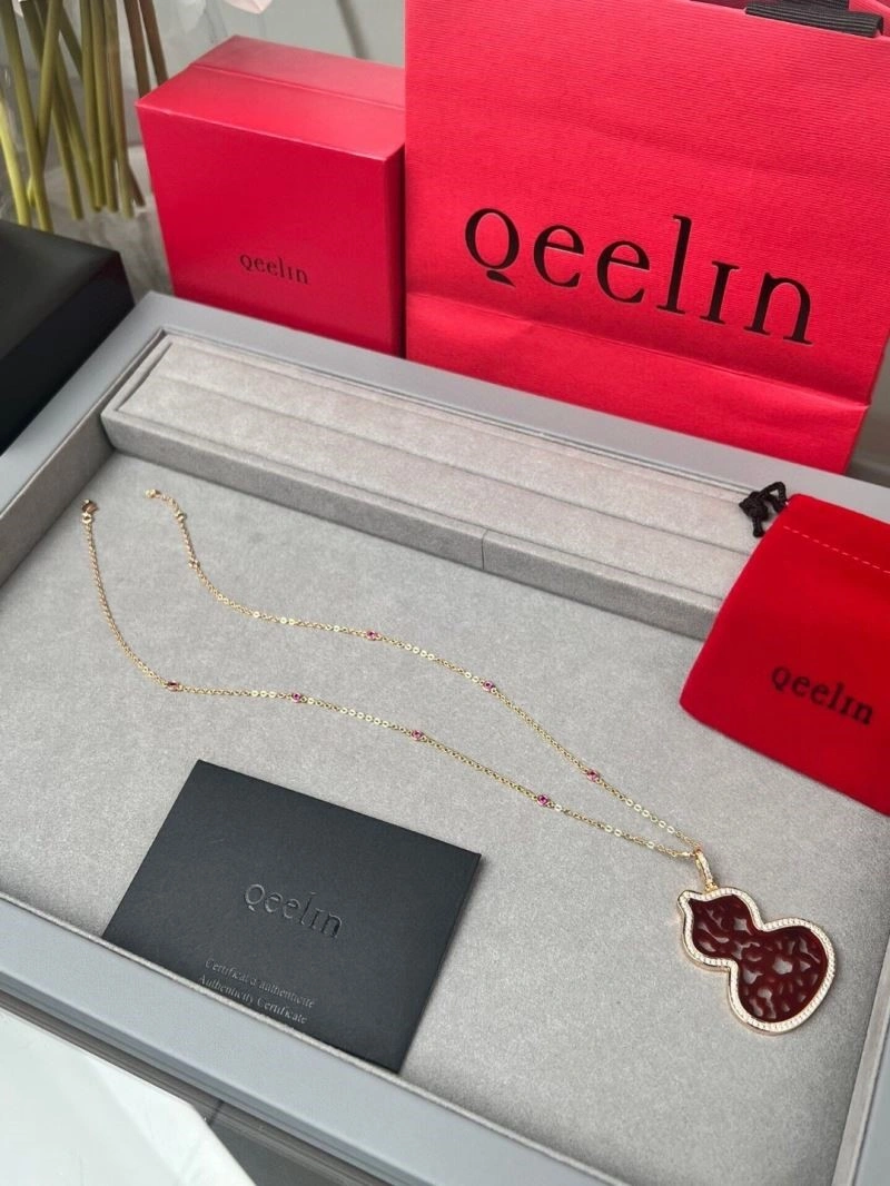 Qeelin Necklaces MoistureWicking 209098
