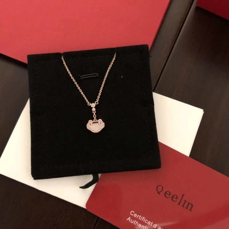 Qeelin Necklaces Unisex 209096