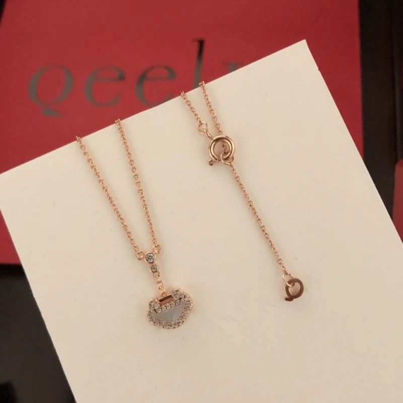 Qeelin Necklaces Unisex 209096