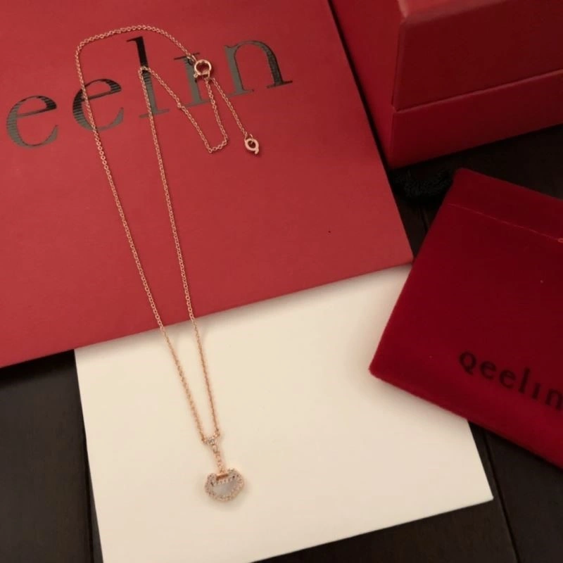 Qeelin Necklaces Unisex 209096