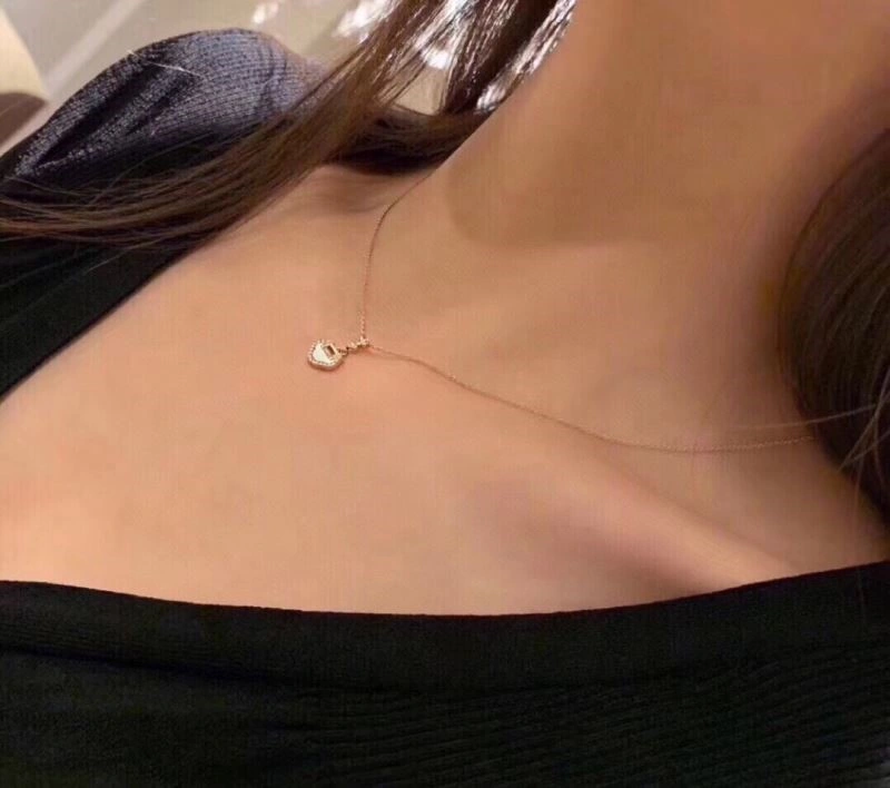 Qeelin Necklaces Unisex 209096