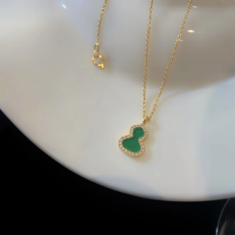 Qeelin Necklaces Effortless 208470