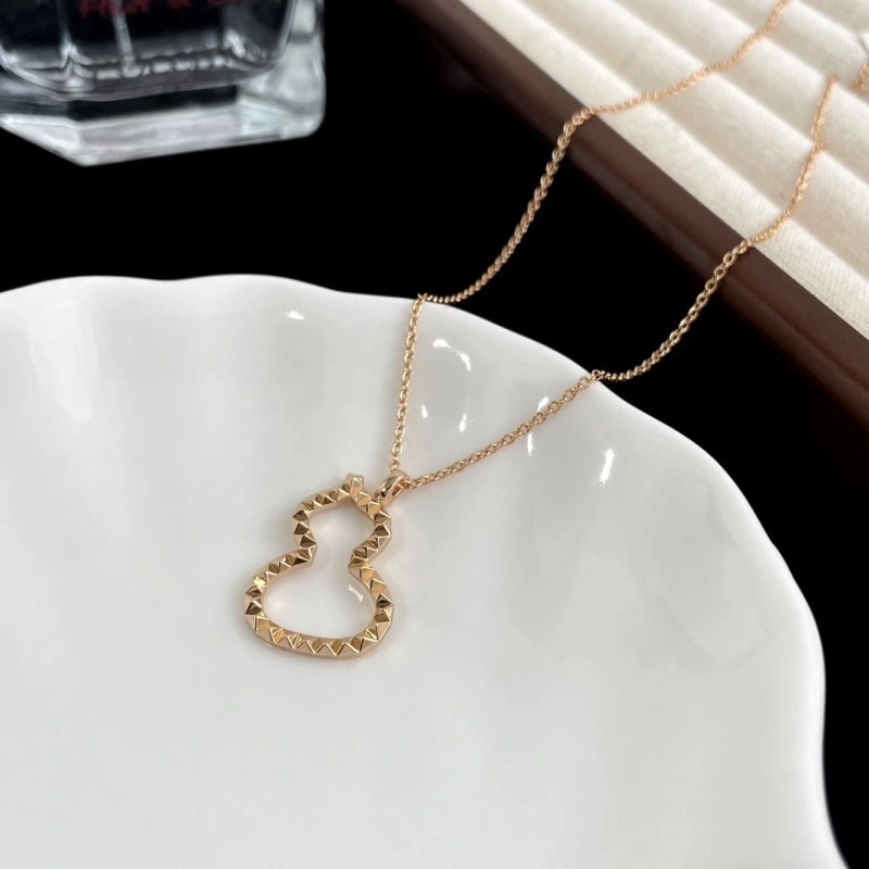 EasyMatch Qeelin Necklaces 208459