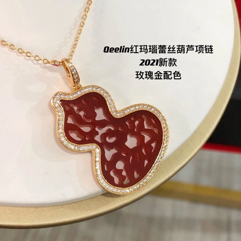 Unisex Qeelin Necklaces 208446