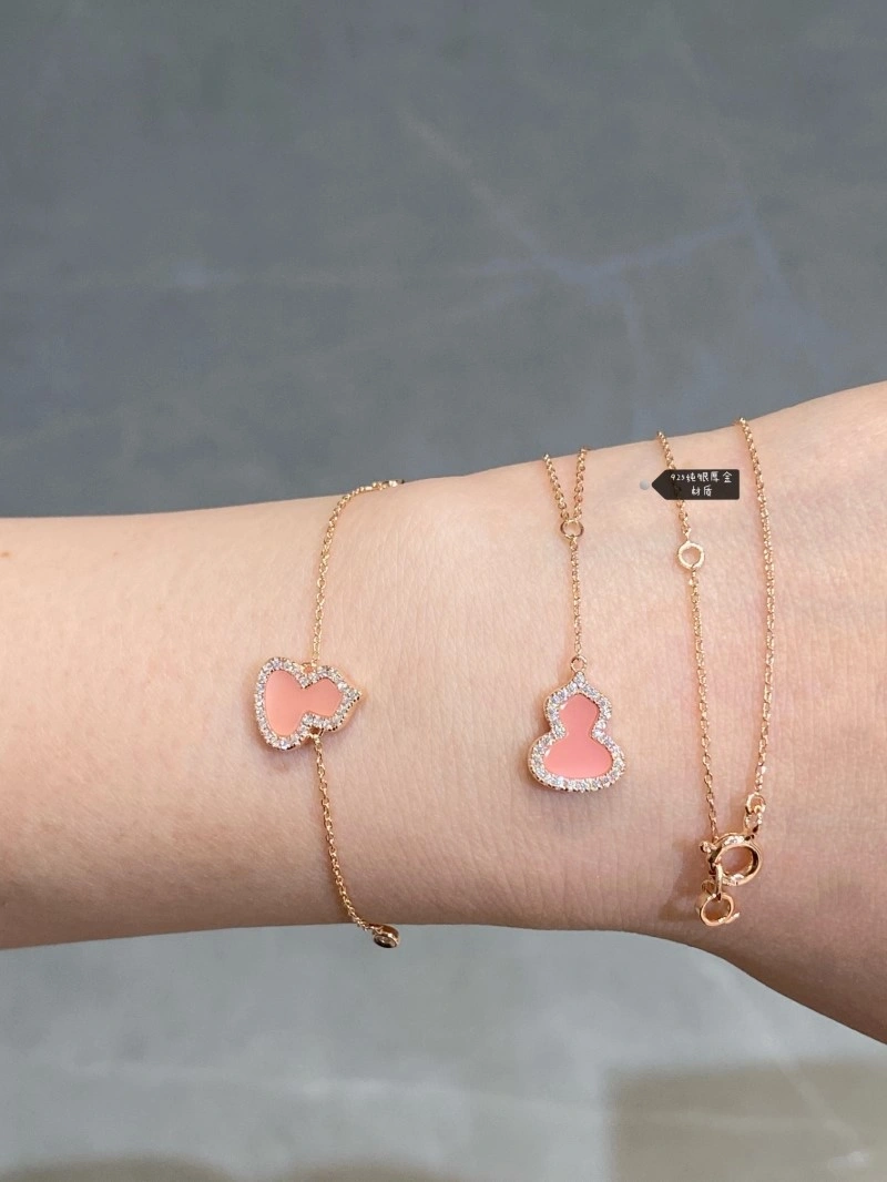 Qeelin Necklaces Minimalist 208447