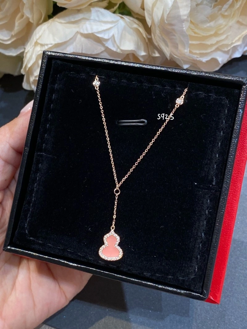 Qeelin Necklaces Minimalist 208447
