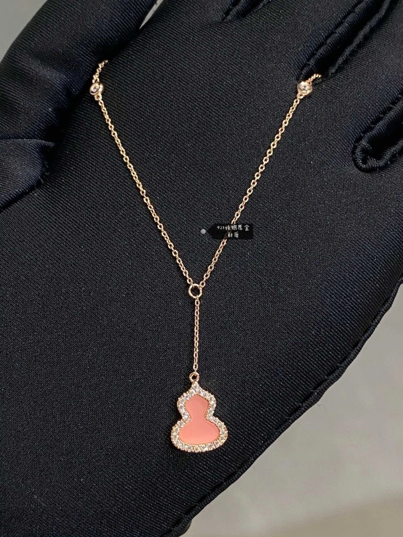 Qeelin Necklaces Minimalist 208447