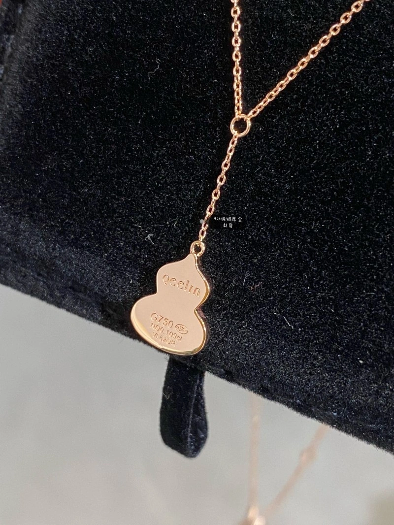 Qeelin Necklaces Minimalist 208447