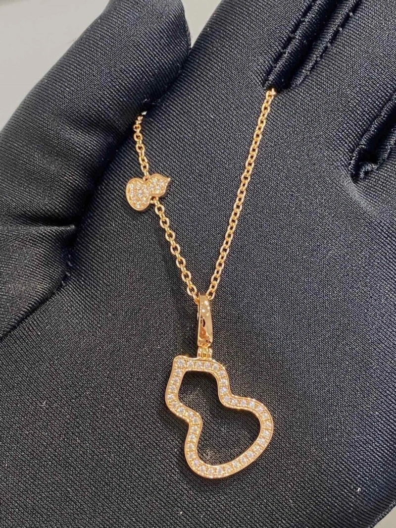 Vibrant Qeelin Necklaces 207776