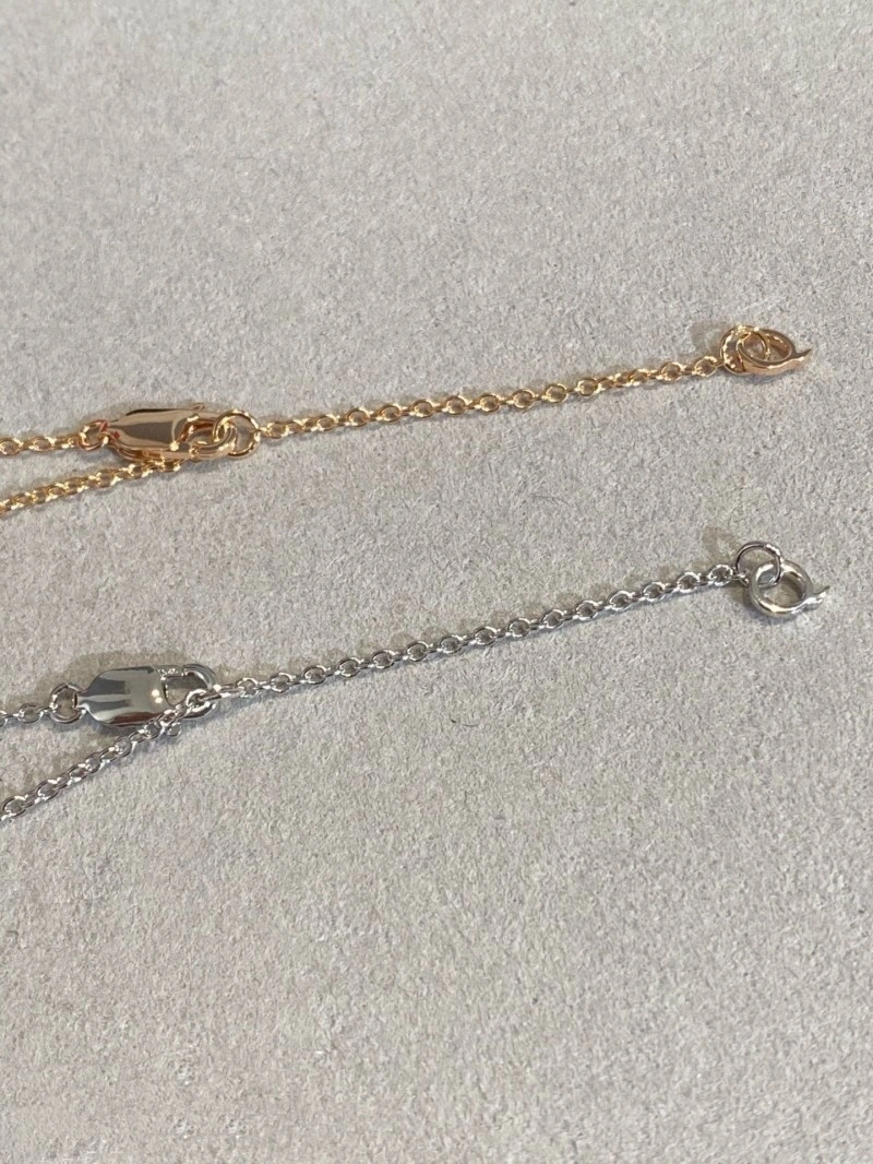 Vibrant Qeelin Necklaces 207776