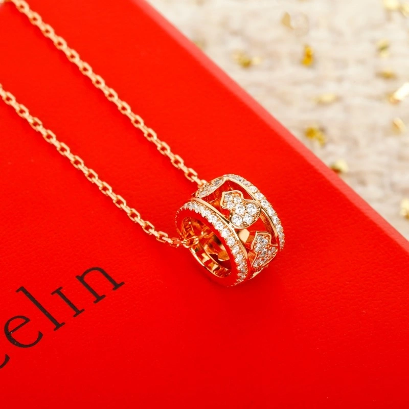 FastDry Qeelin Necklaces 207758