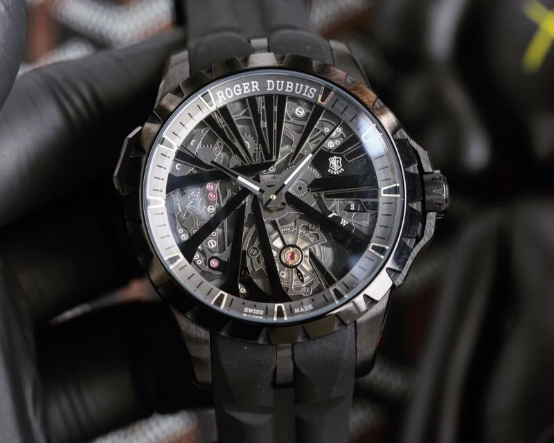 Stylish ROGER DUBUIS Watches 199089