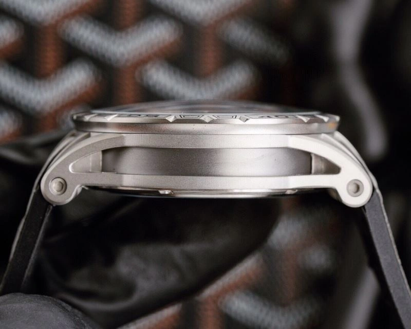 Classic ROGER DUBUIS Watches 199080