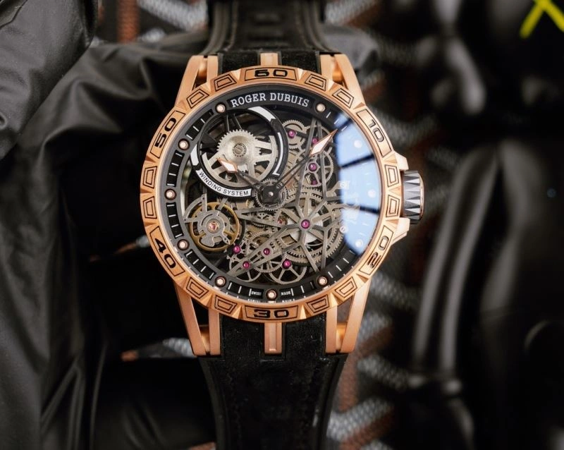 Stylish ROGER DUBUIS Watches 199071
