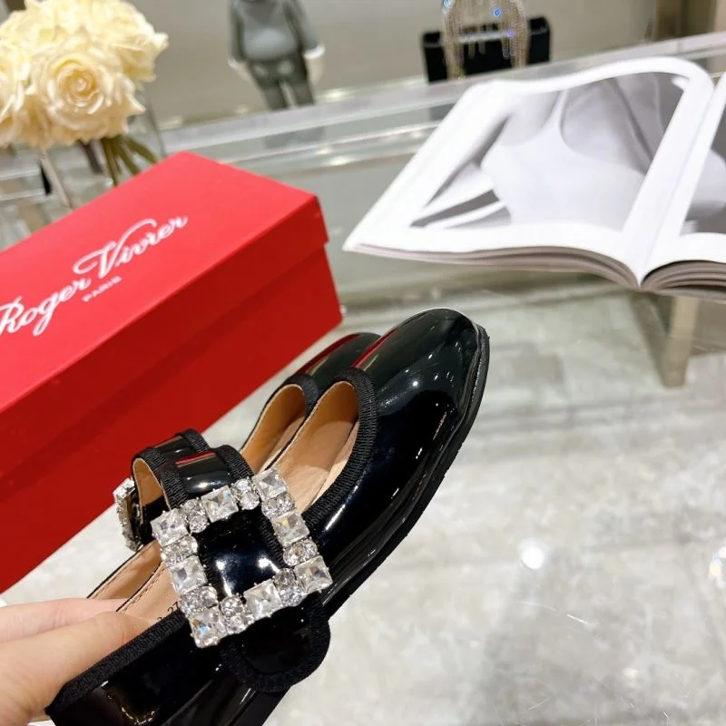 Vibrant ROGER VIVIER SHOES 30121