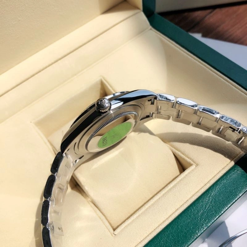 Snug ROLEX Watches 201682