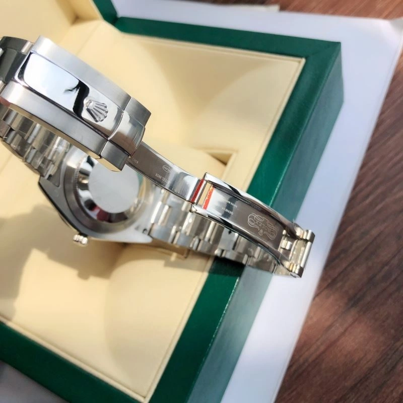 Snug ROLEX Watches 201682