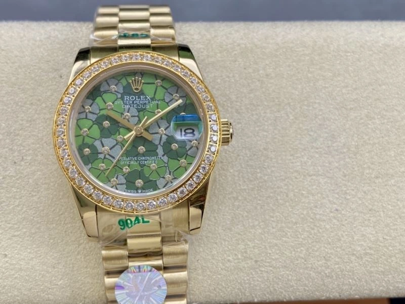 Vibrant ROLEX Watches 200408