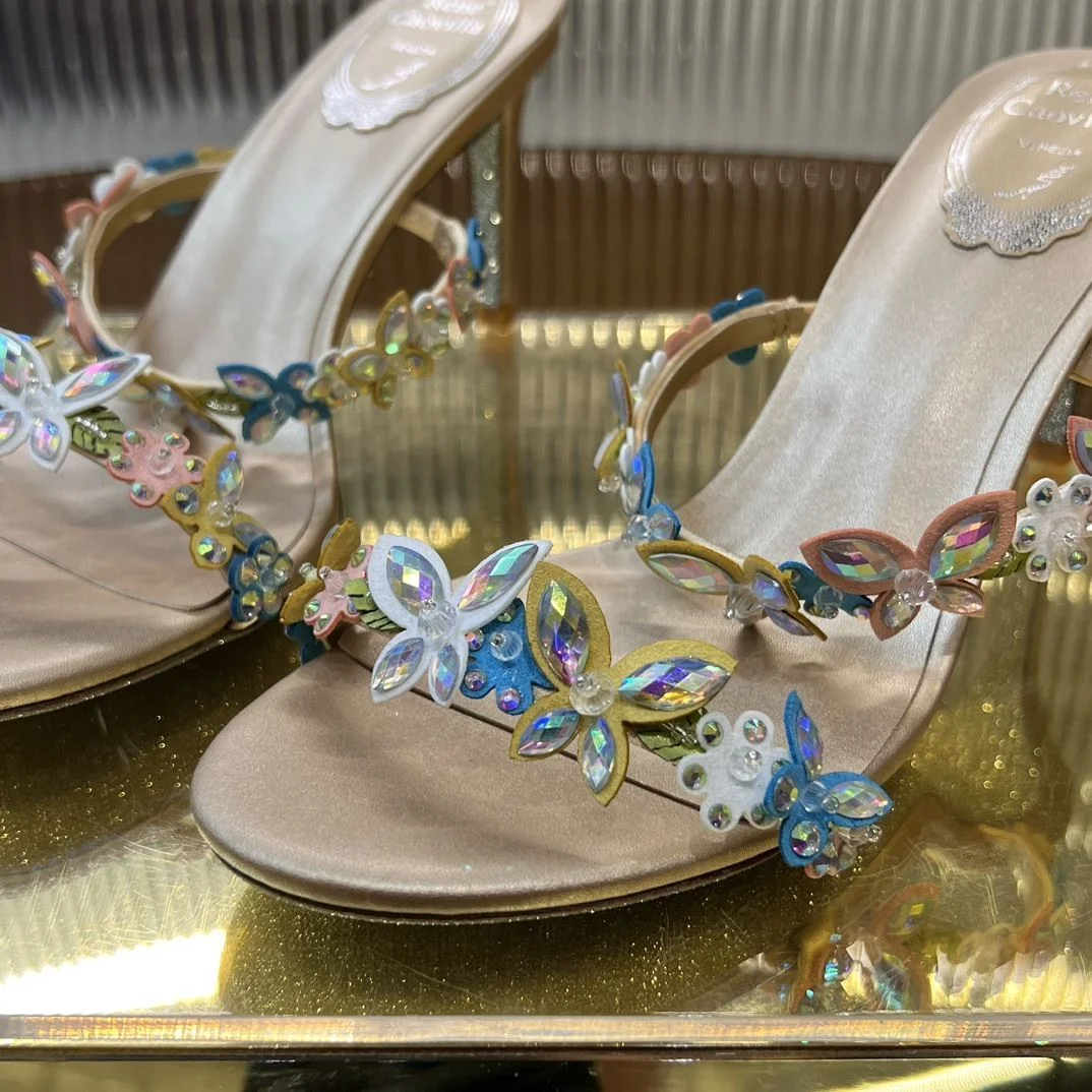 Trendsetting Rene Caovilla Sandals 5901