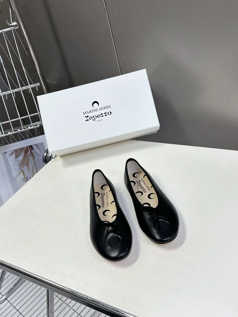 Comfortable Repetto Shoes 9112