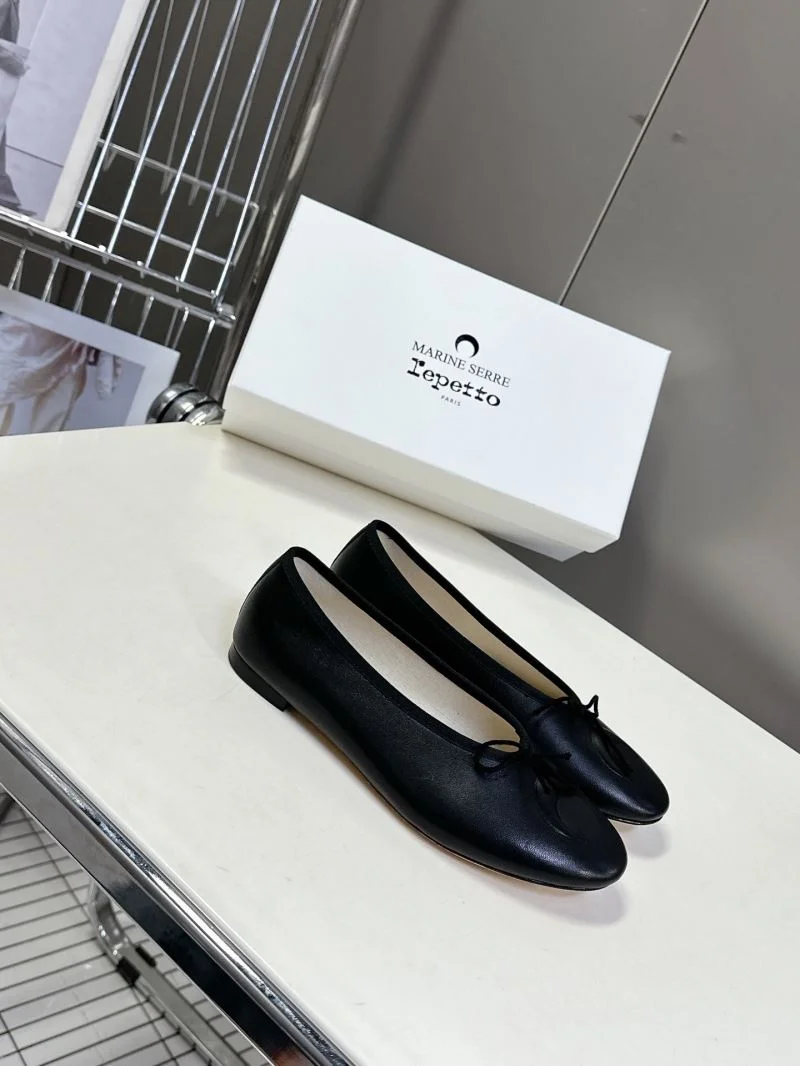 Comfortable Repetto Shoes 9112