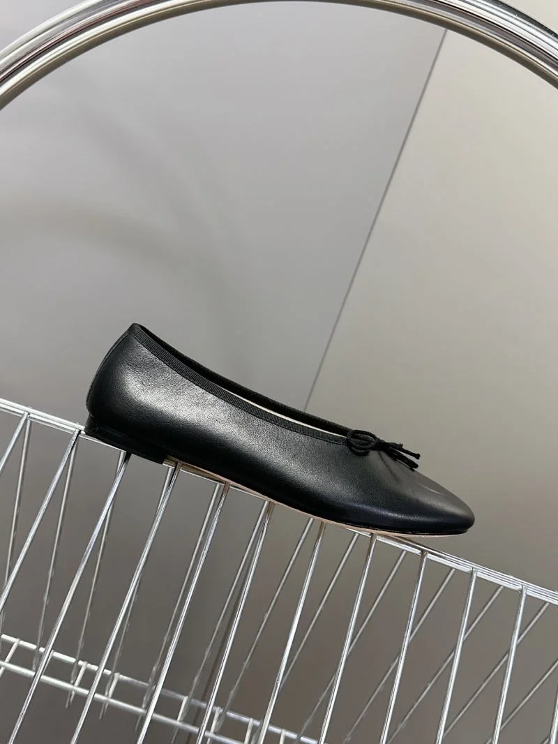 Comfortable Repetto Shoes 9112