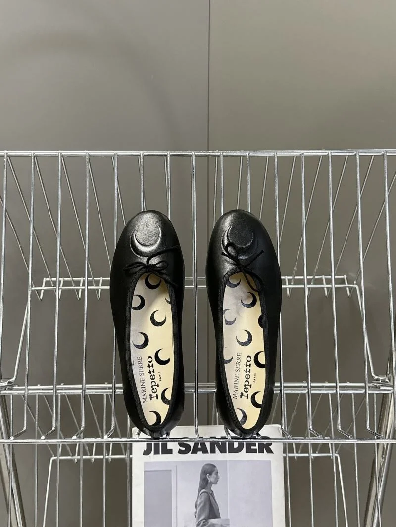 Comfortable Repetto Shoes 9112