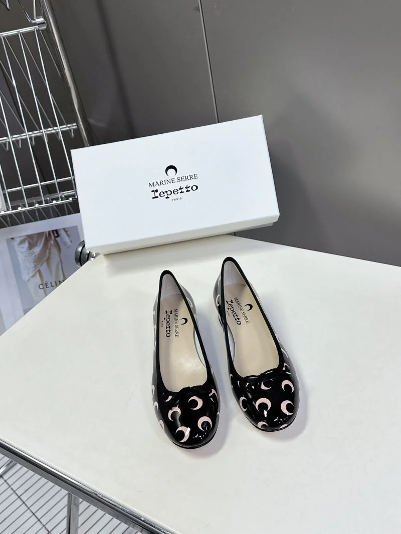 Effortless Repetto Shoes 9090