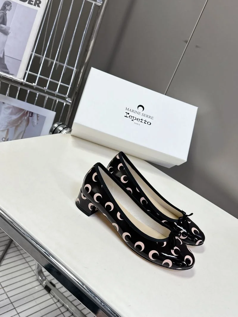 Effortless Repetto Shoes 9090