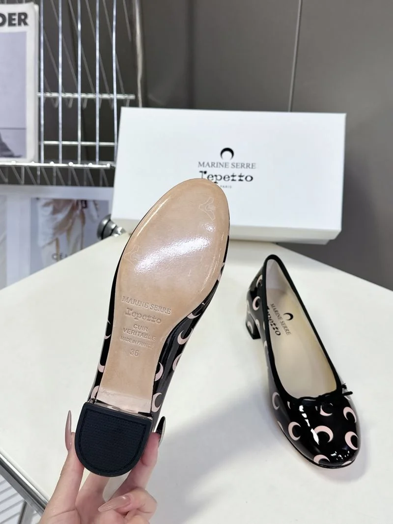Effortless Repetto Shoes 9090