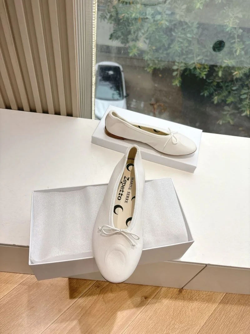 Repetto Shoes Refined 9092