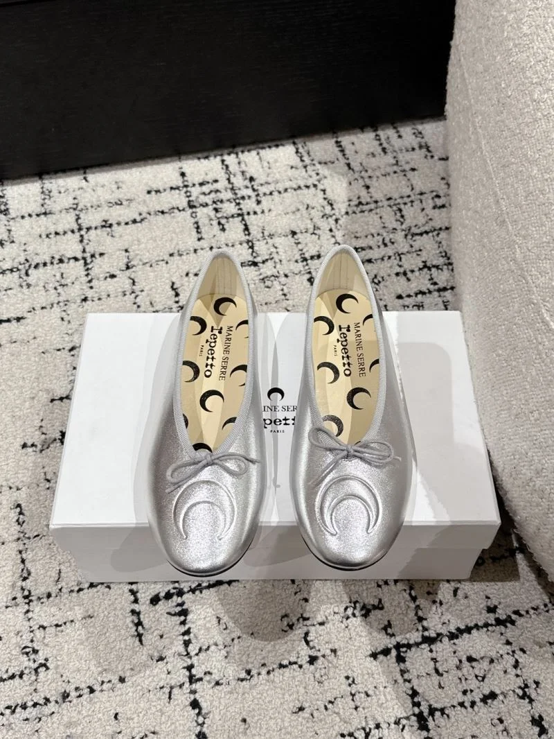 Effortless Repetto Shoes 5864