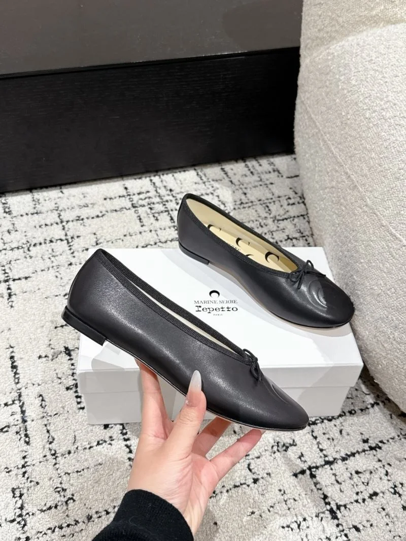 Refined Repetto Shoes 5899