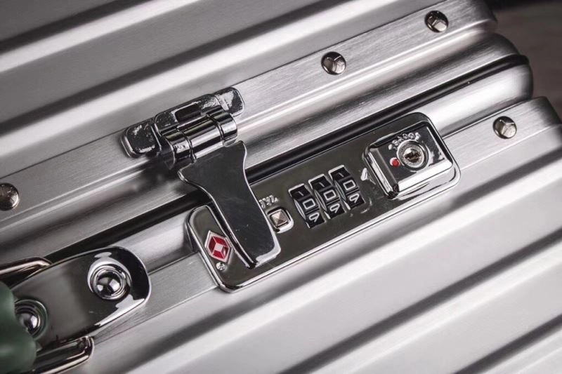 Rimowa Suitcase MoistureWicking 69425