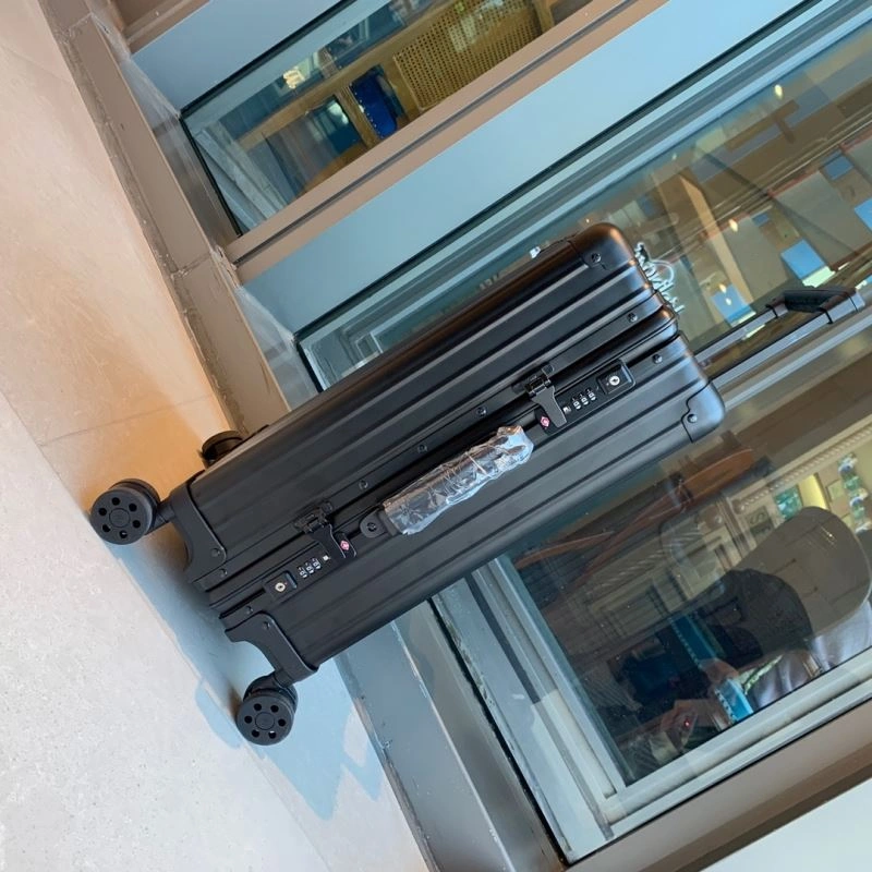TechFriendly Rimowa Suitcase 69420