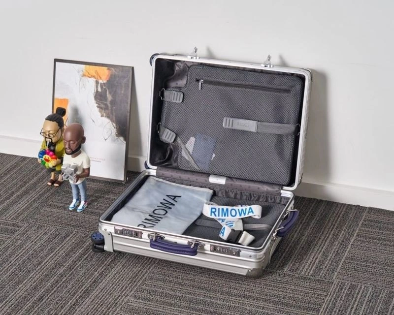 Rimowa Suitcase Elegant 69412