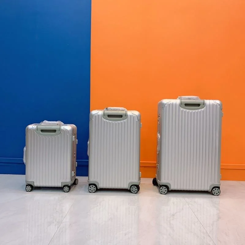 Rimowa Suitcase WellDesigned 37694