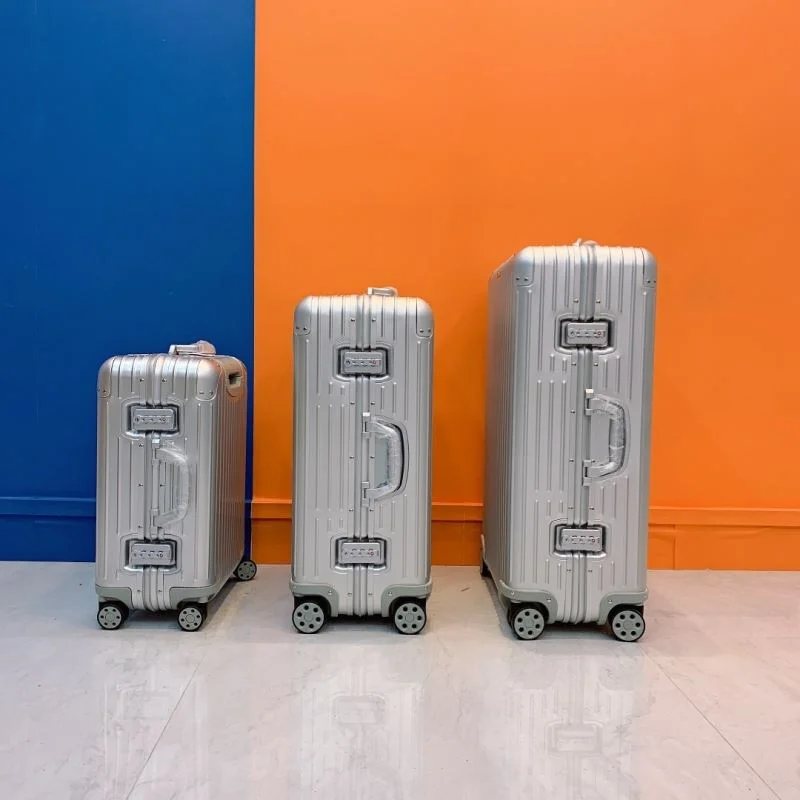 Rimowa Suitcase WellDesigned 37694