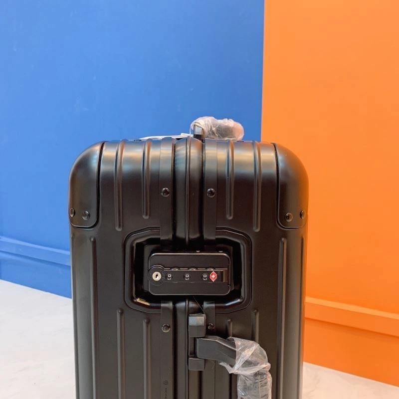 Rimowa Suitcase BestValue 69410