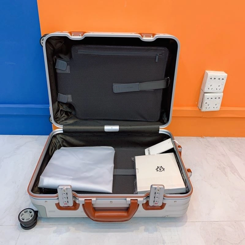StreetReady Rimowa Suitcase 69414