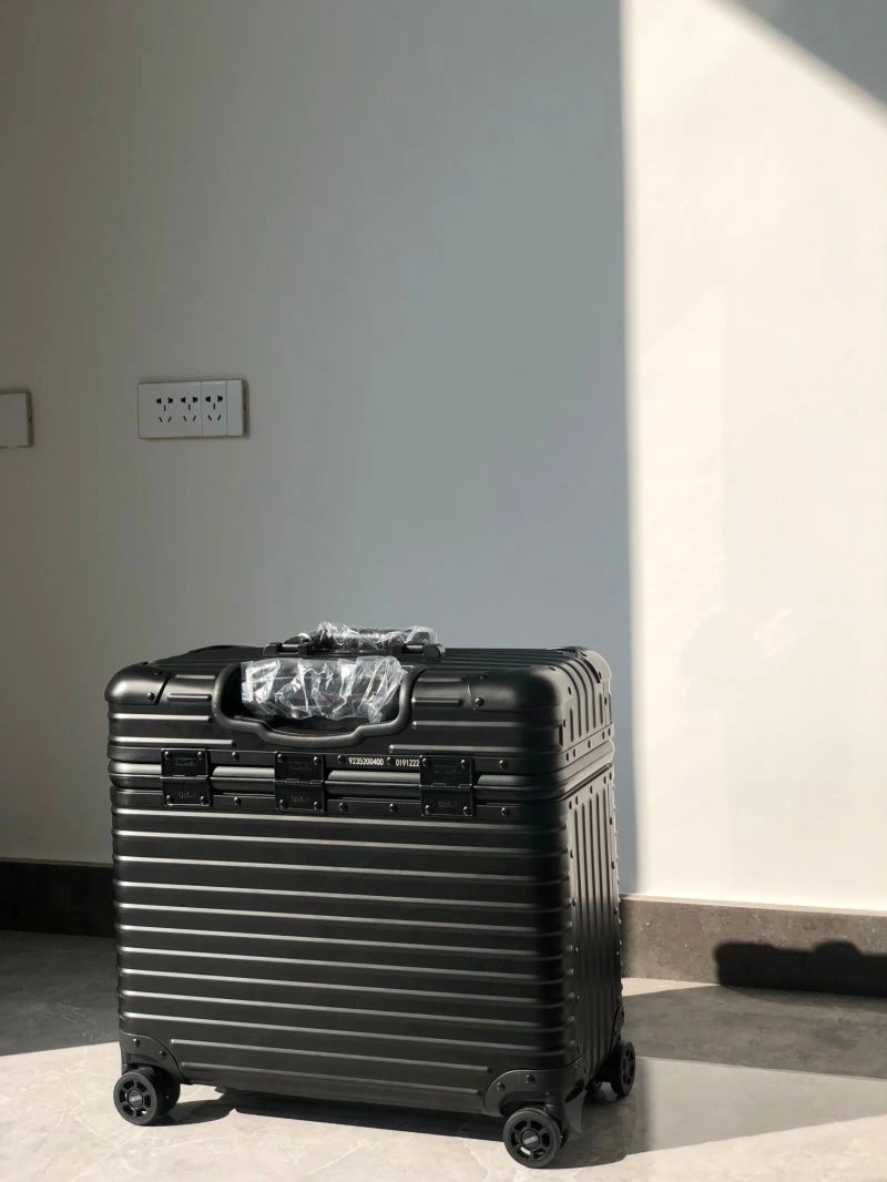 Rimowa Suitcase UrbanChic 69406