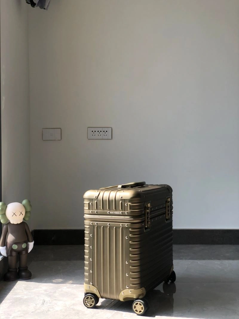 Rimowa Suitcase Trendsetting 69407