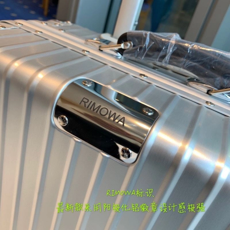 Thermal Rimowa Suitcase 69421