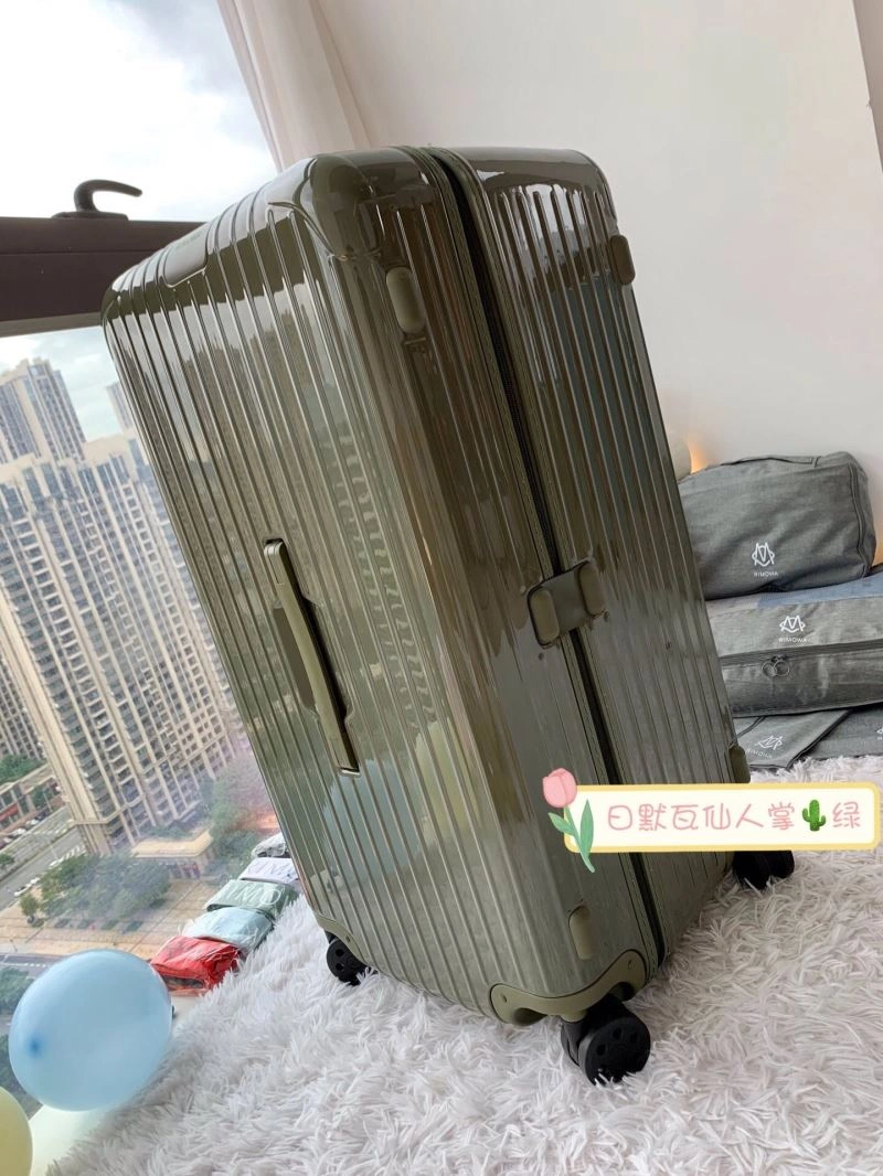 SportInspired Rimowa Suitcase 69373