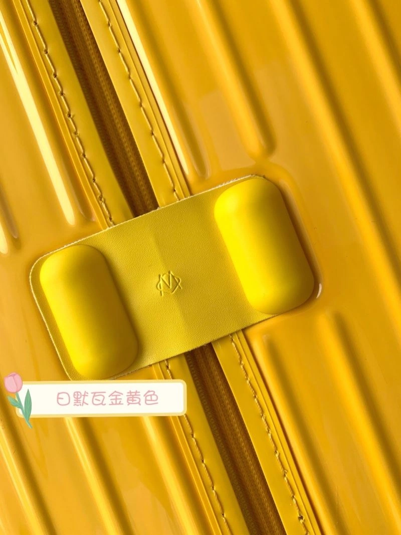 Bold Rimowa Suitcase 69384