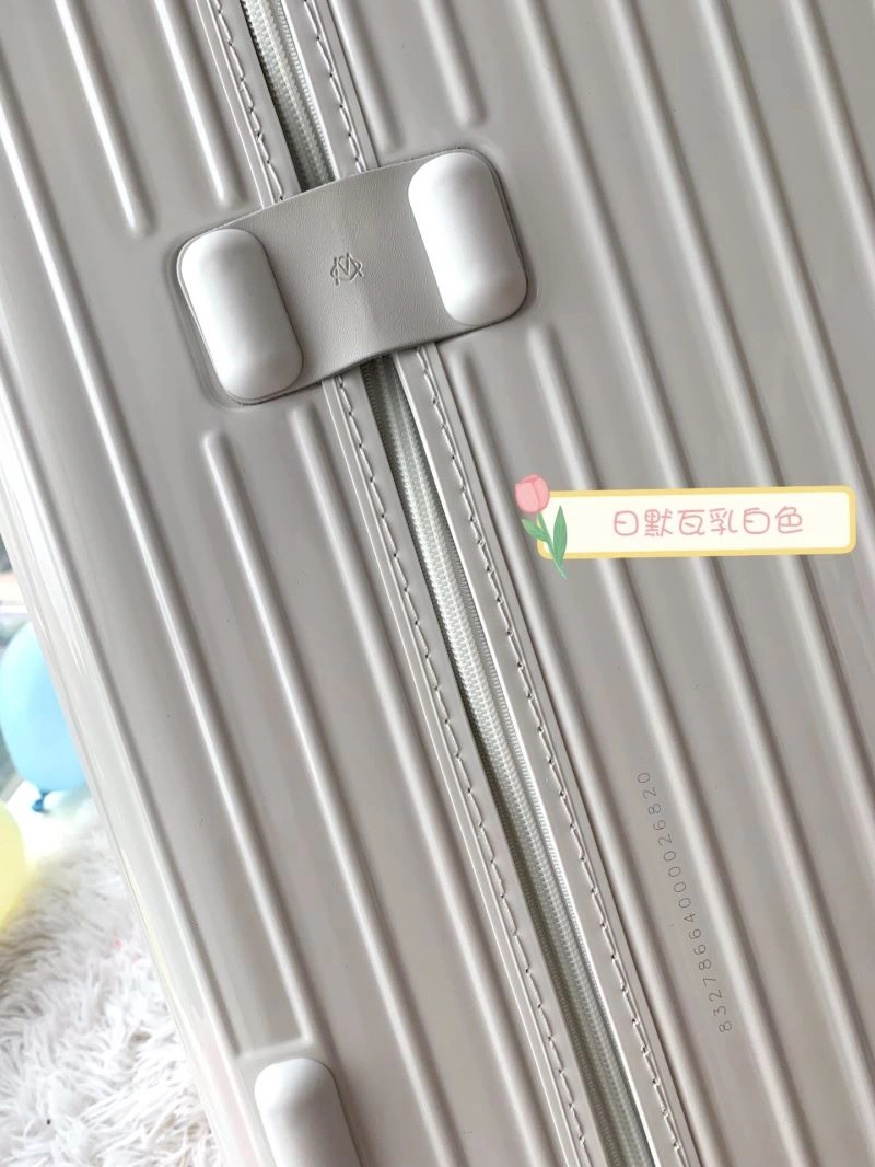 Rimowa Suitcase Thermal 69380