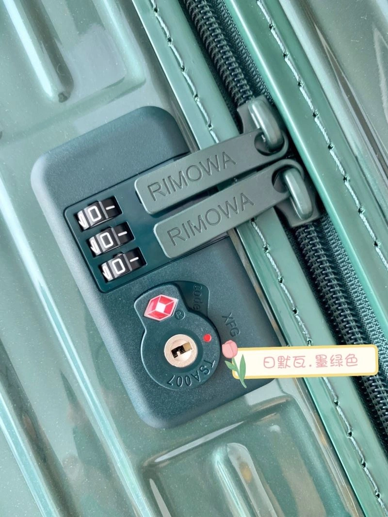 Rimowa Suitcase FashionForward 69379