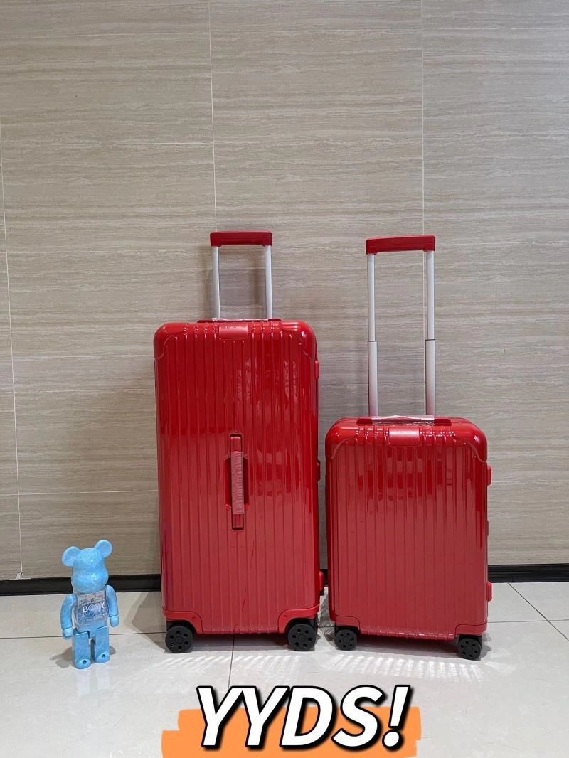 Elegant Rimowa Suitcase 69404