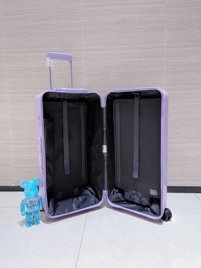 AllSeason Rimowa Suitcase 69363